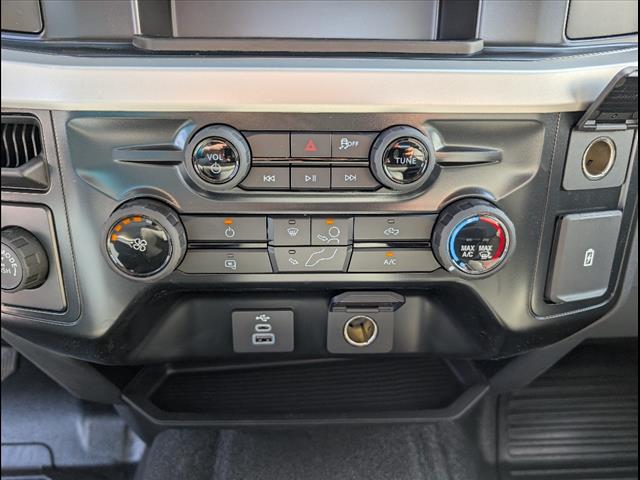 2025 Ford F-350 Super Duty XL