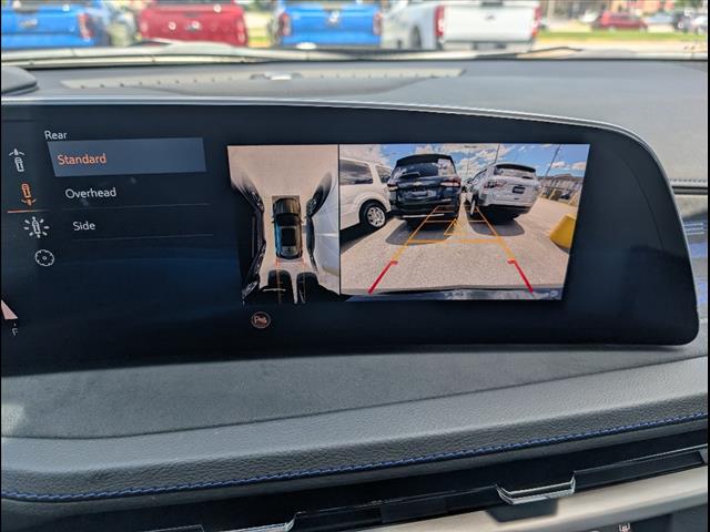2025 Cadillac XT4 Sport