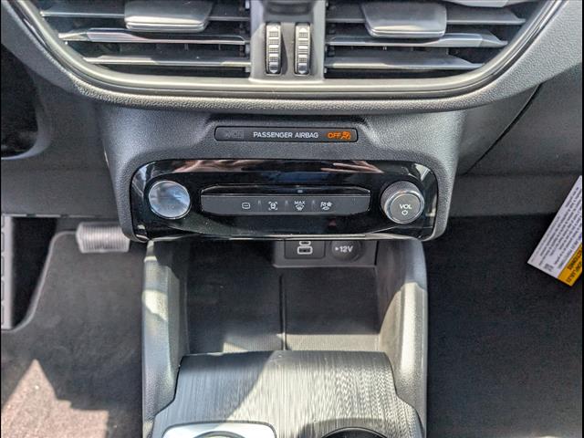 2025 Ford Escape Hybrid 