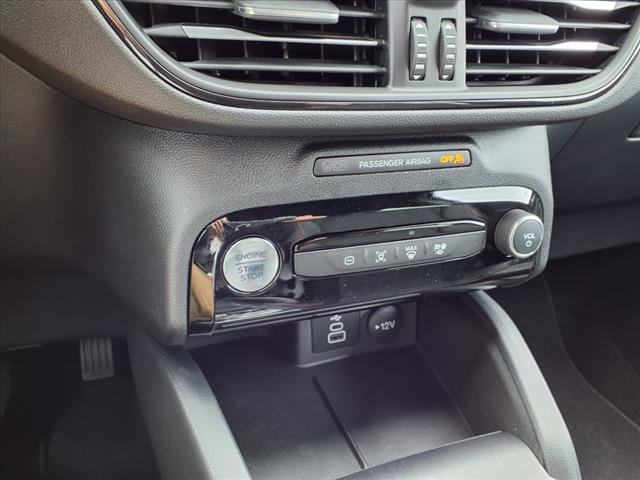 2025 Ford Escape Hybrid 