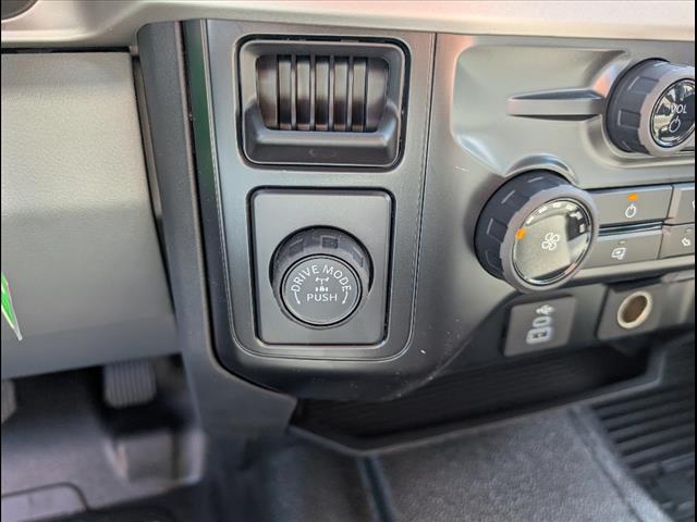 2025 Ford F-350 Super Duty XL