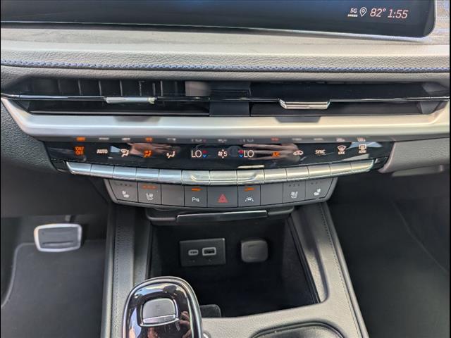 2025 Cadillac XT4 Sport