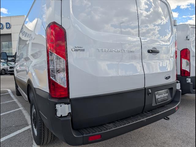 2025 Ford Transit 250