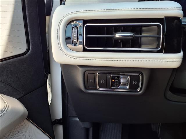 2025 Lincoln Aviator 