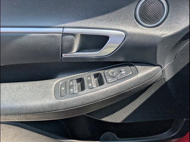 2021 Hyundai SONATA SEL