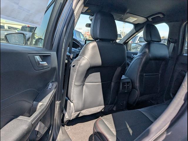 2025 Ford Escape ST-Line Select