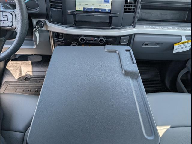 2025 Ford F-250 Super Duty XL