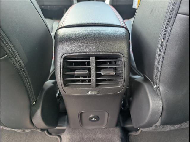 2025 Ford Escape Hybrid 