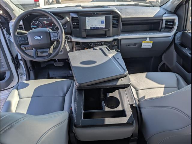 2025 Ford F-350 Super Duty XL