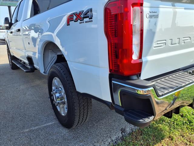2023 Ford F-350 Super Duty XLT