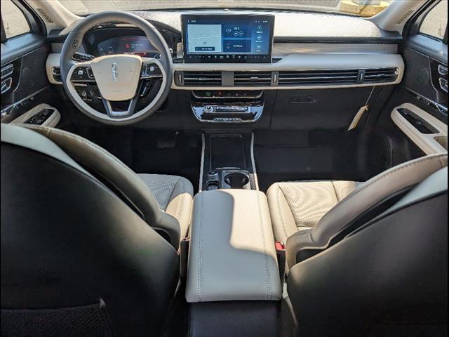 2025 Lincoln Corsair 