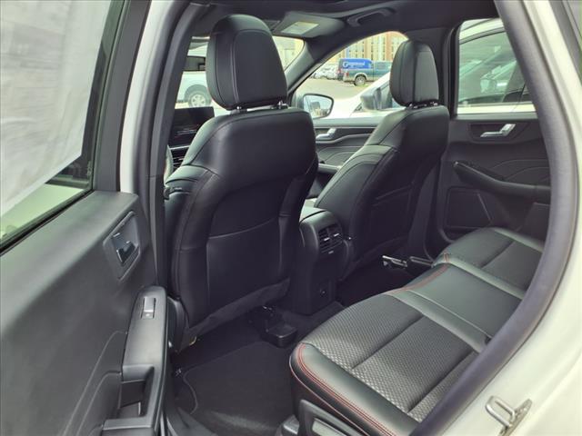 2025 Ford Escape Hybrid 