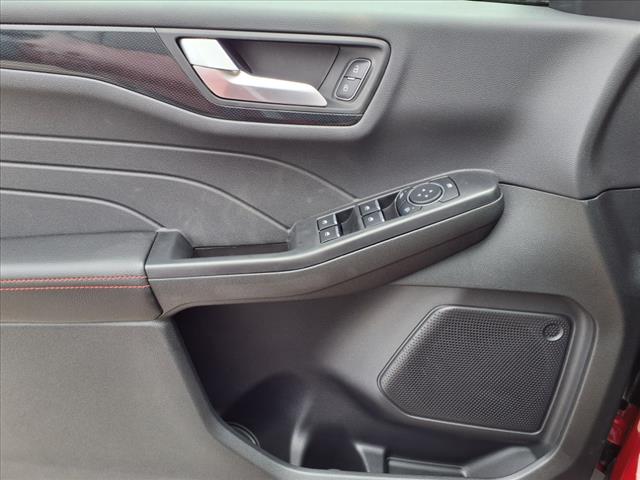2025 Ford Escape Hybrid 