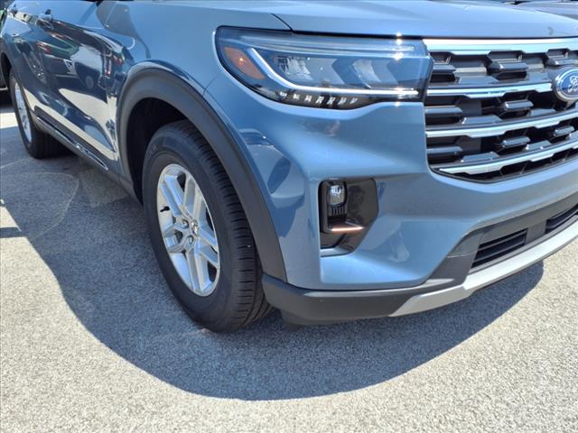 2025 Ford Explorer 