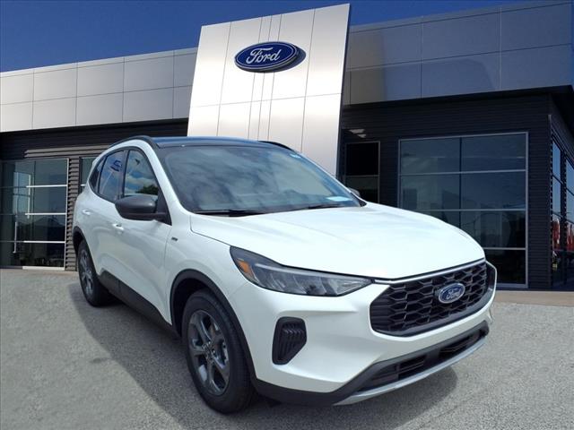 2025 Ford Escape Hybrid 