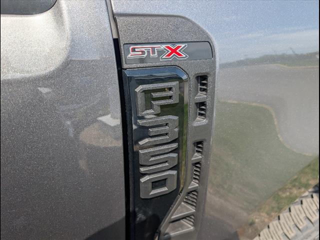 2025 Ford F-350 Super Duty XL