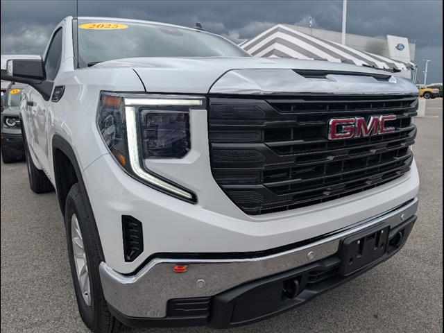 2025 GMC Sierra 1500 Pro