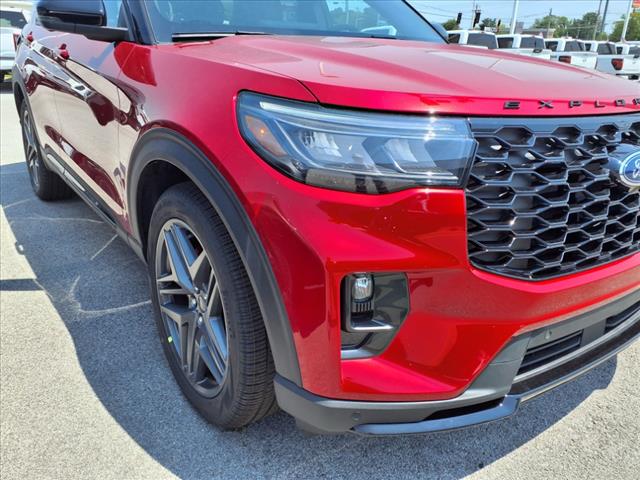 2025 Ford Explorer 