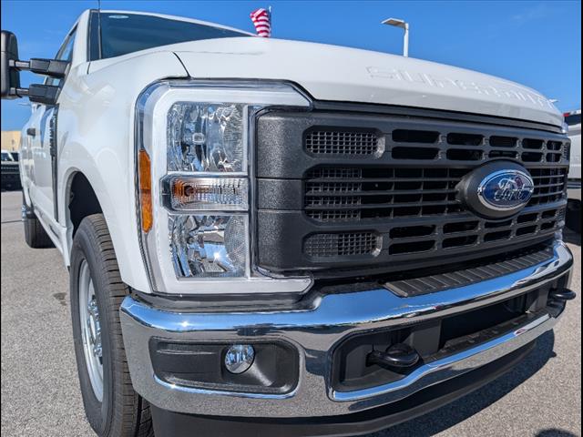 2025 Ford F-350 Super Duty XL