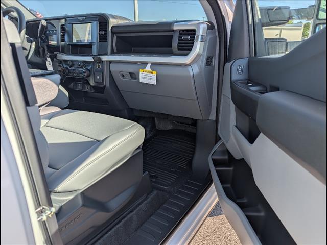 2025 Ford F-350 Super Duty XL