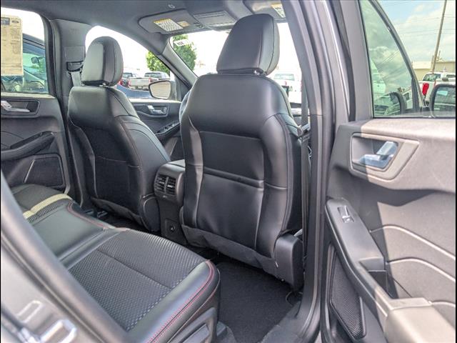 2025 Ford Escape Hybrid 