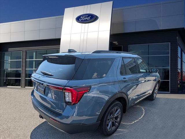 2025 Ford Explorer 