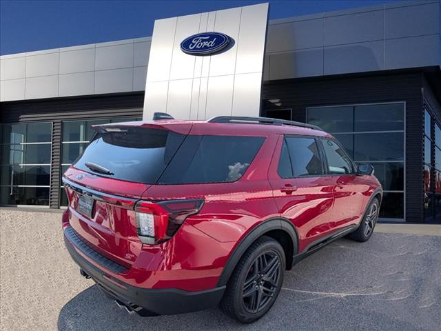 2025 Ford Explorer 