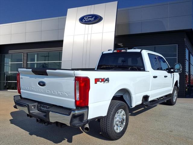 2023 Ford F-350 Super Duty XLT