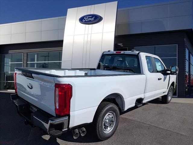 2025 Ford F-350 Super Duty XL