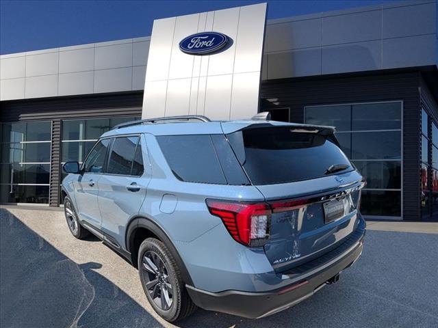 2025 Ford Explorer 
