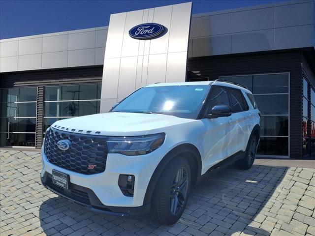 2025 Ford Explorer 