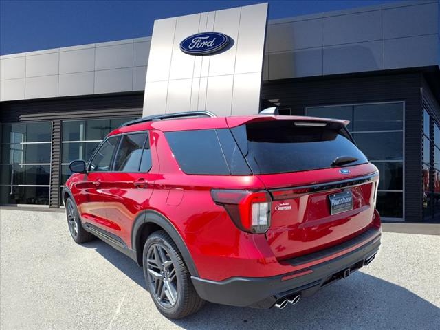 2025 Ford Explorer 