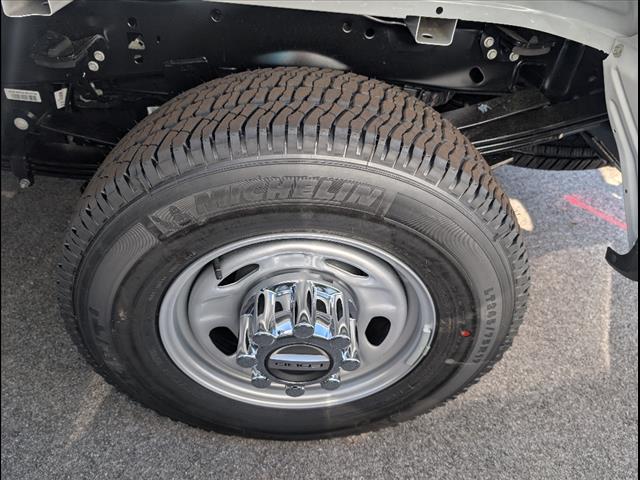 2025 Ford F-350 Super Duty XL