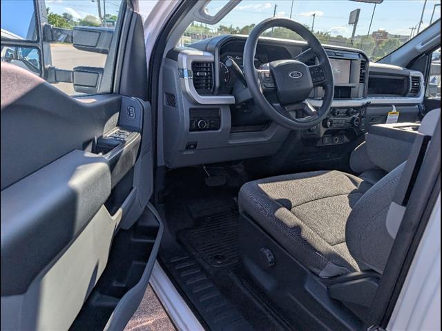 2025 Ford F-350 Super Duty XL