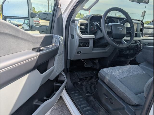 2025 Ford F-350 Super Duty XLT