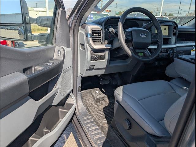 2025 Ford F-250 Super Duty XL