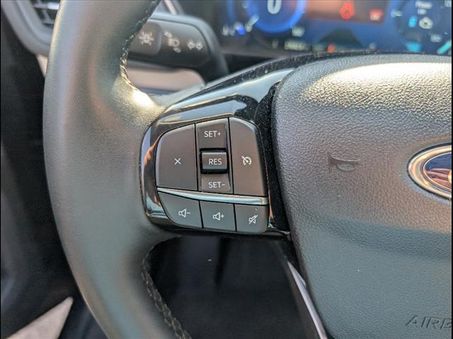 2022 Ford Escape Hybrid SEL