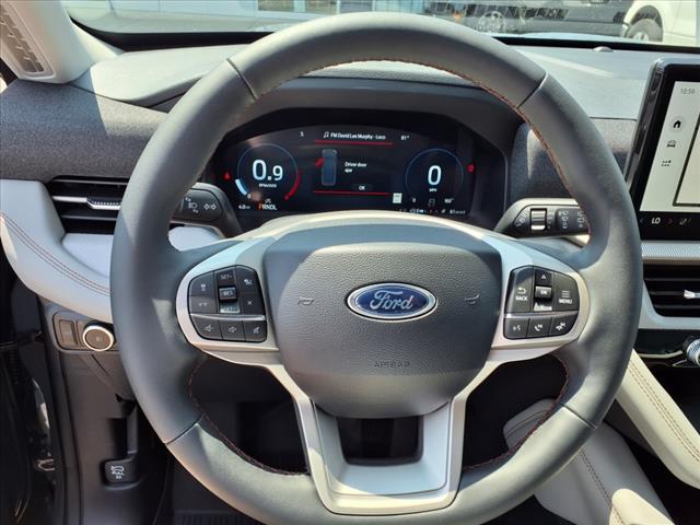 2025 Ford Explorer 