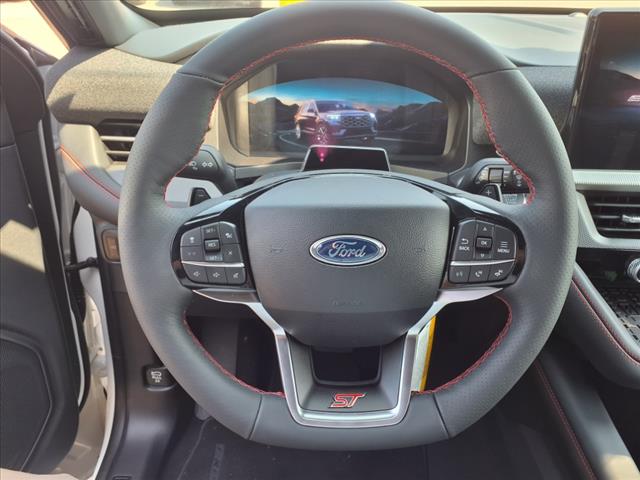 2025 Ford Explorer 