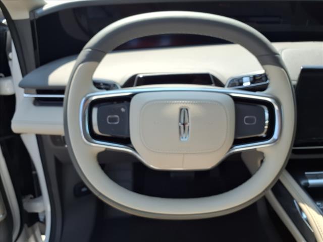 2025 Lincoln Nautilus 