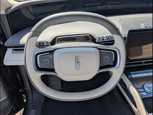 2025 Lincoln Nautilus 