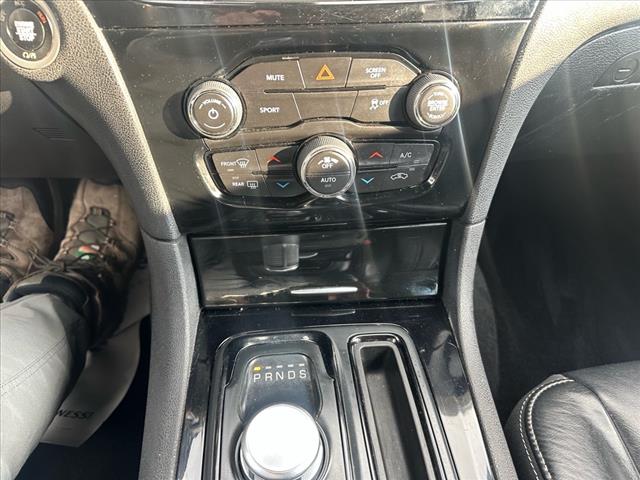 2019 Chrysler 300 S