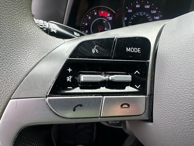 2021 Hyundai ELANTRA SE