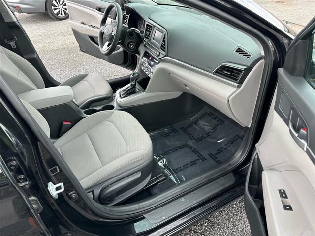 2020 Hyundai ELANTRA SE