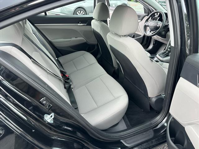 2020 Hyundai ELANTRA SE