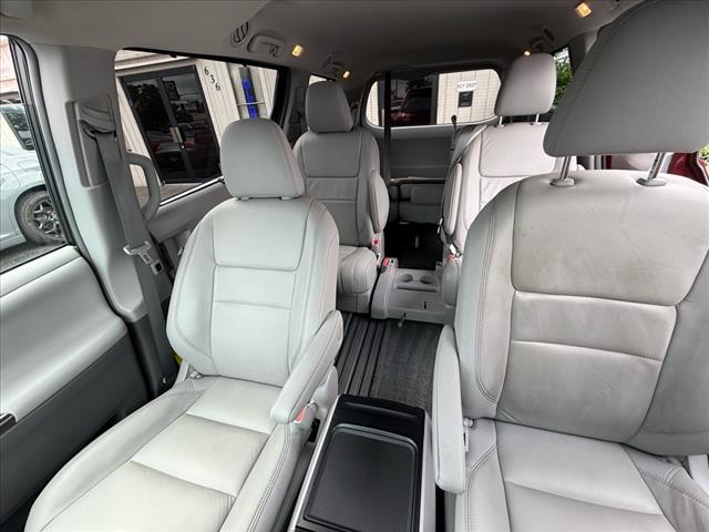 2015 Toyota Sienna XLE Premium 8-Passenger