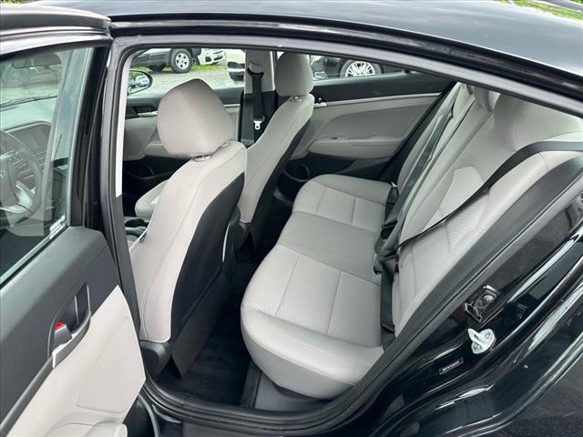 2020 Hyundai ELANTRA SE
