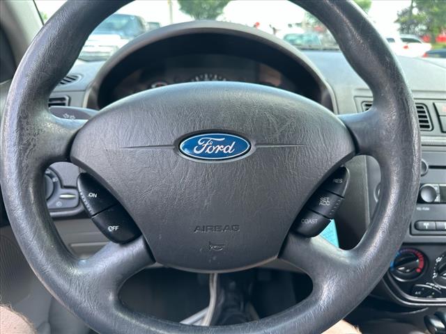 2007 Ford Focus ZX4 SE