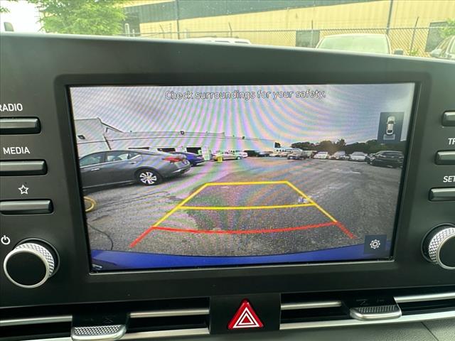 2021 Hyundai ELANTRA SE