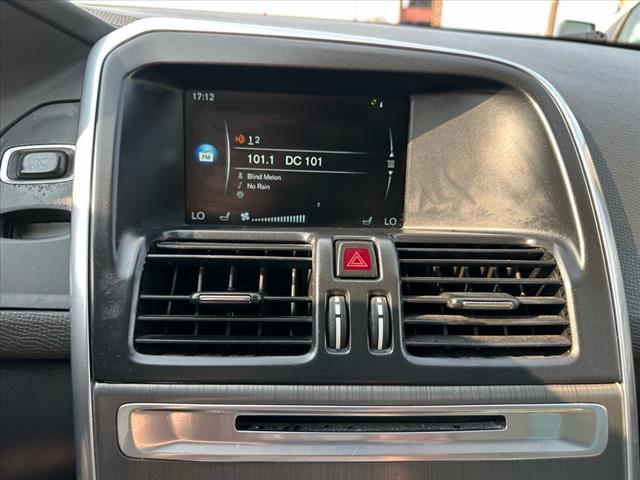 2016 Volvo XC60 T6 Drive-E